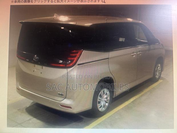 New Toyota Noah 2022 Beige