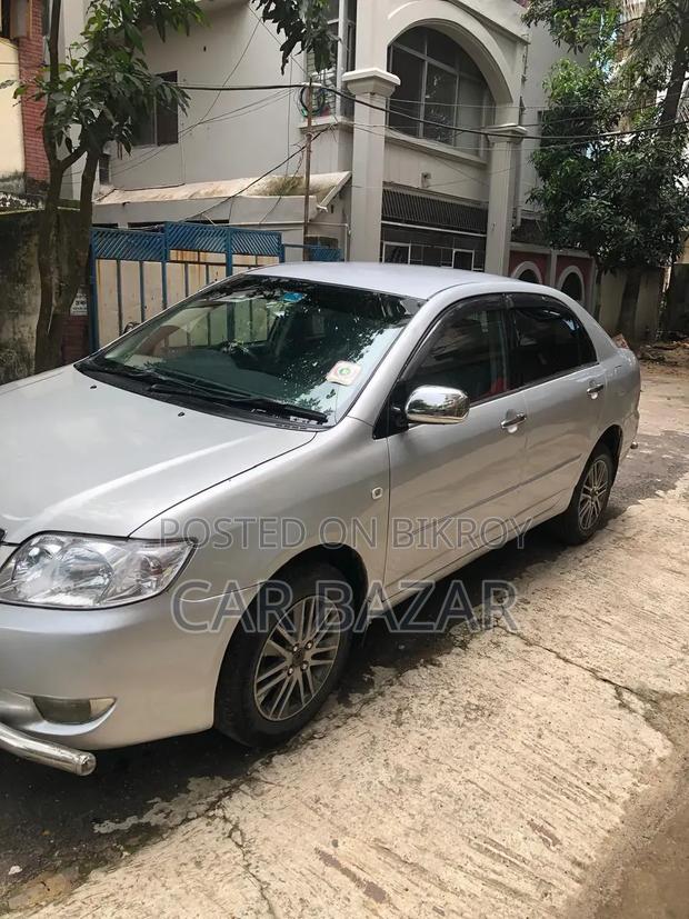Toyota Corolla 2004 Silver