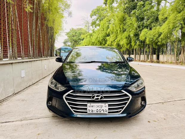 Hyundai Elantra 2016 Blue