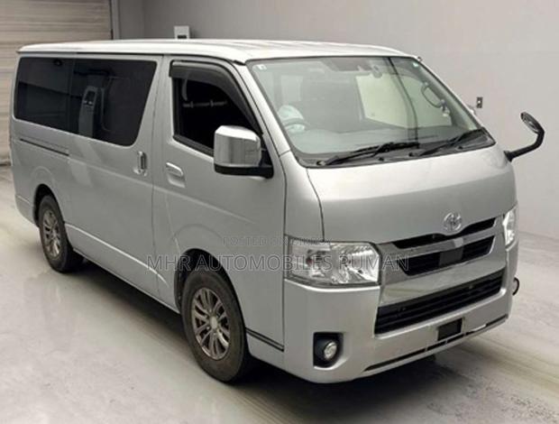 Toyota HiAce 2020 Silver