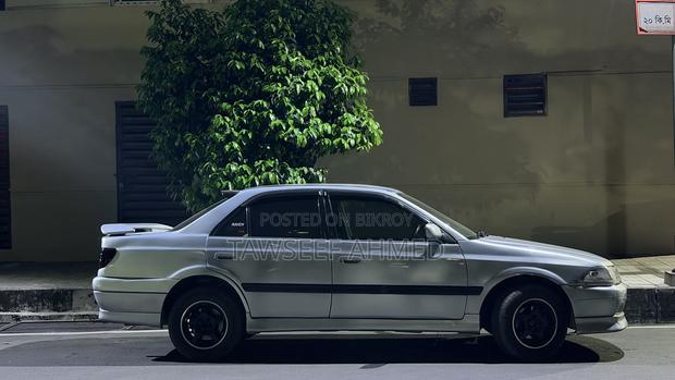 Toyota Carina 1.5 FWD Sedan 1996