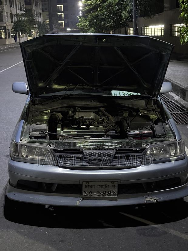 Toyota Carina 1.5 FWD Sedan 1996
