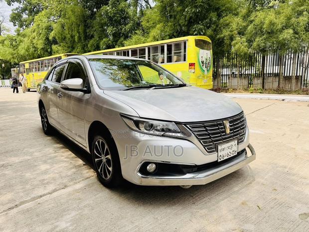 Toyota Premio 1.5 FWD 2016 Silver
