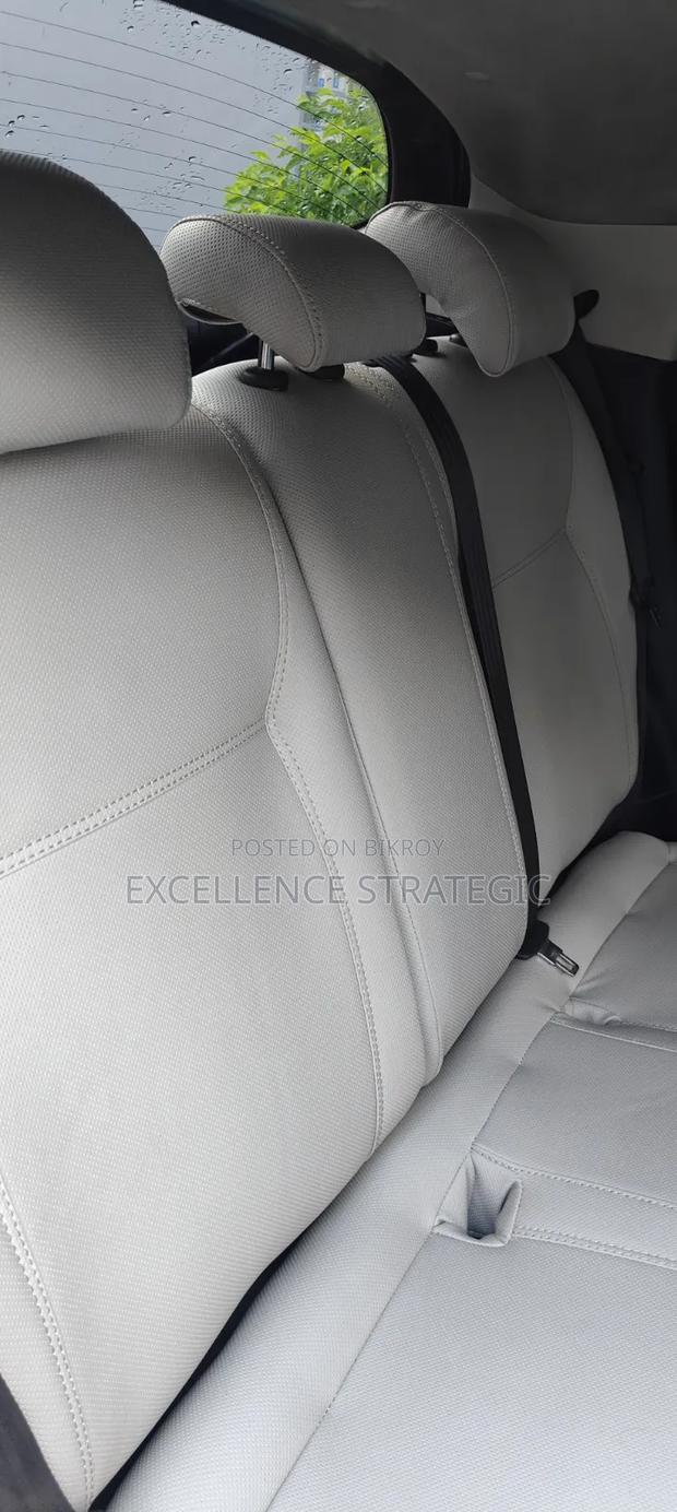Nissan Juke 2011 Gray