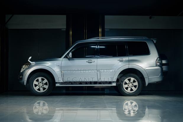 Mitsubishi Pajero Super Exceed 2006 Silver