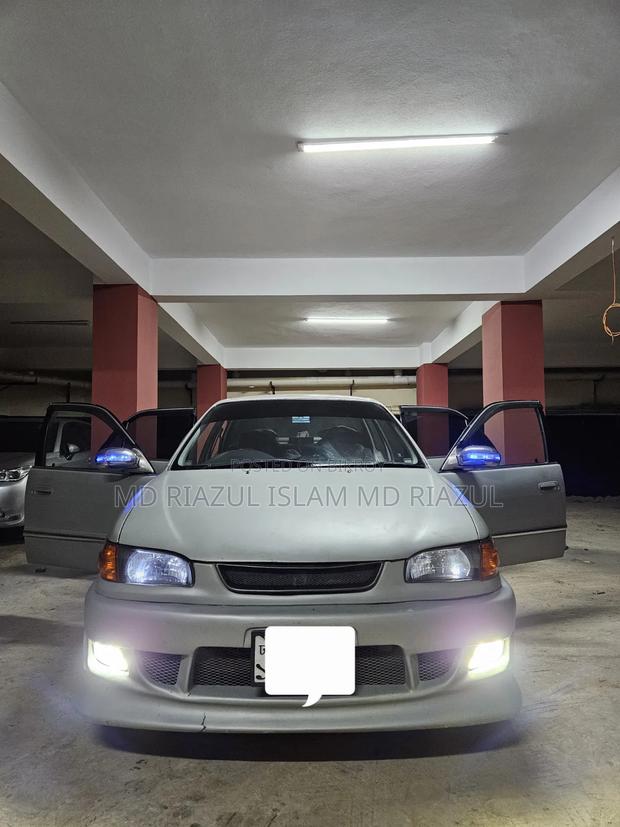 Toyota Corolla 1996 Pearl