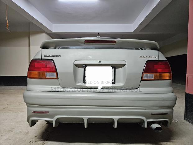 Toyota Corolla 1996 Pearl