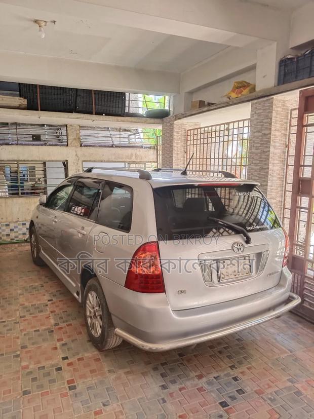 Toyota Corolla 2004 Silver