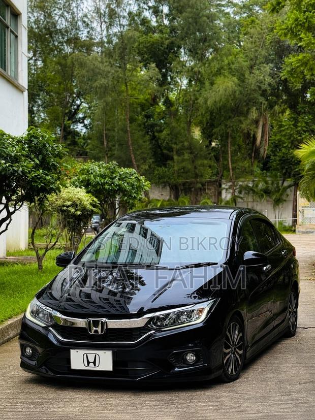 Honda Grace 1.5 Petrol FWD 2017 Blue