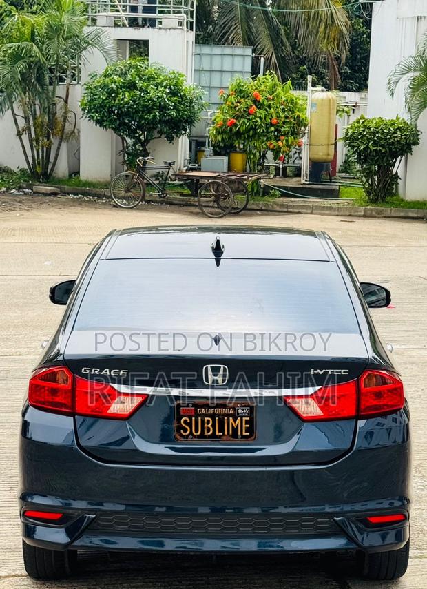 Honda Grace 1.5 Petrol FWD 2017 Blue