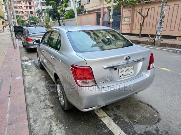 Toyota Axio 1.5 X 2WD 2014 Silver
