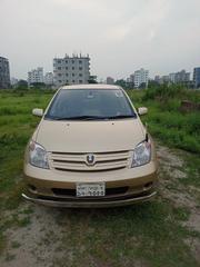 Toyota IST 2004 Beige for sale