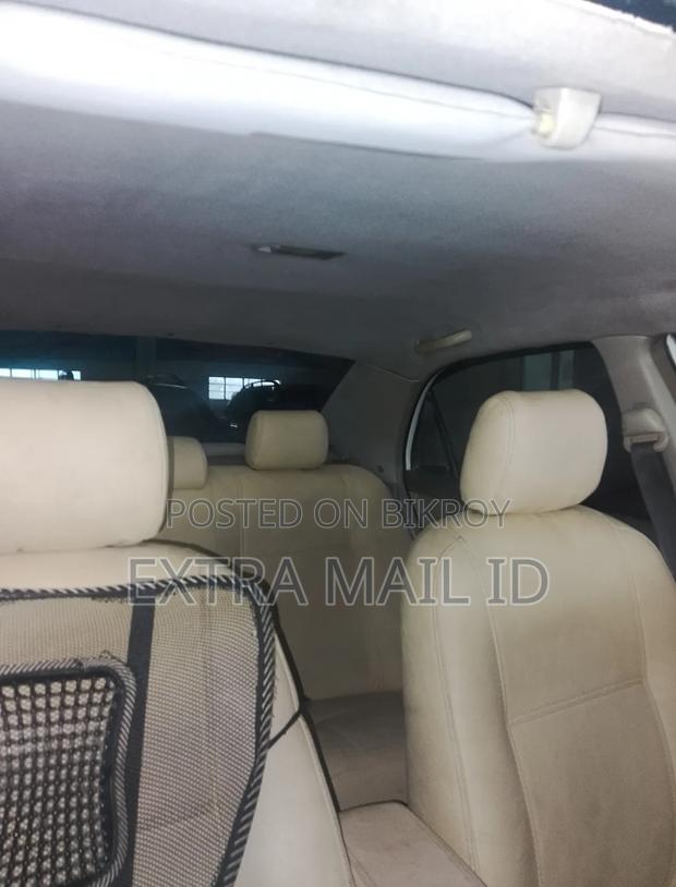 Toyota Corolla 2001 White