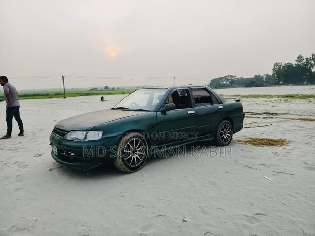 Toyota Carina 1992 Green