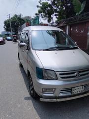 Toyota Noah 2.0 AWD (8 Seater) 2003 Silver for sale