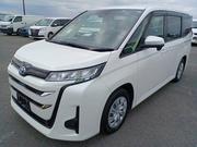 Toyota Noah 2022 Pearl for sale