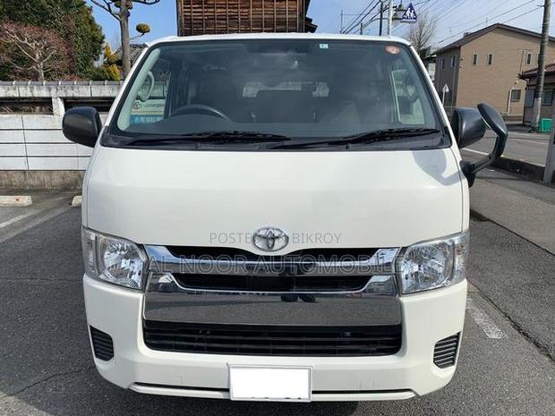 Toyota HiAce 2021 Pearl