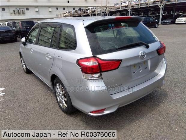 Toyota Corolla Fielder 2020 Silver