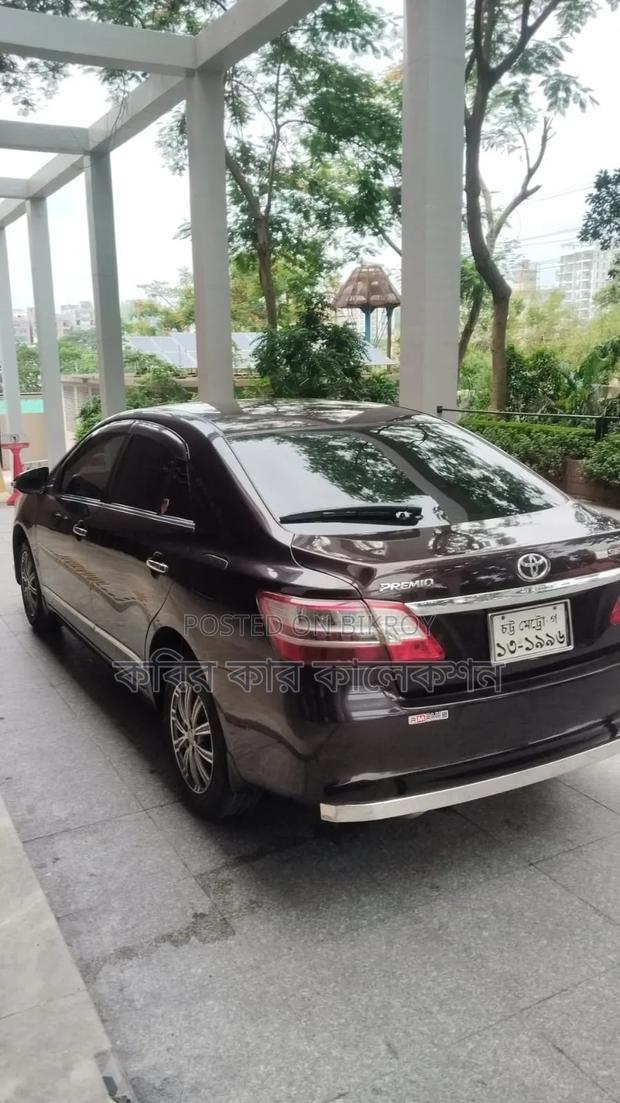 Toyota Premio 2015 Maroon