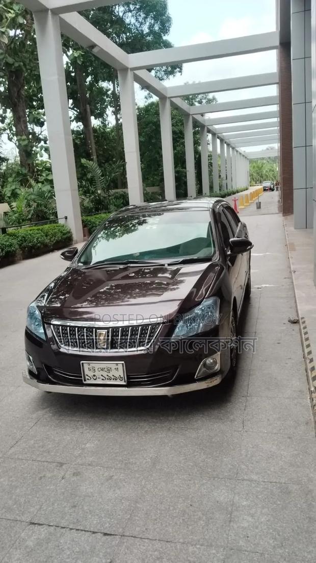 Toyota Premio 2015 Maroon