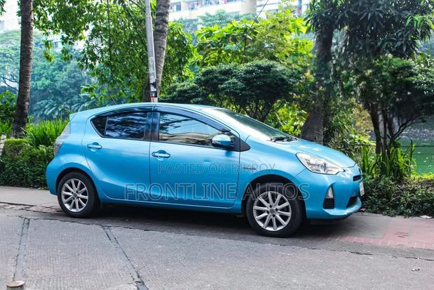 Toyota Aqua L 2014 Blue