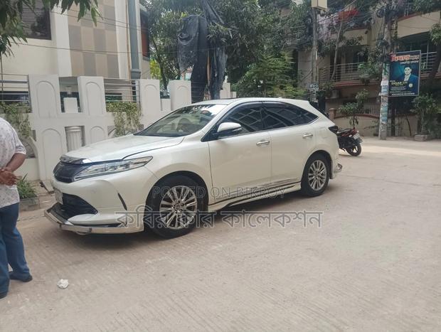 Toyota Harrier 2019 Pearl