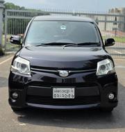 Toyota Sienta 2013 Maroon for sale