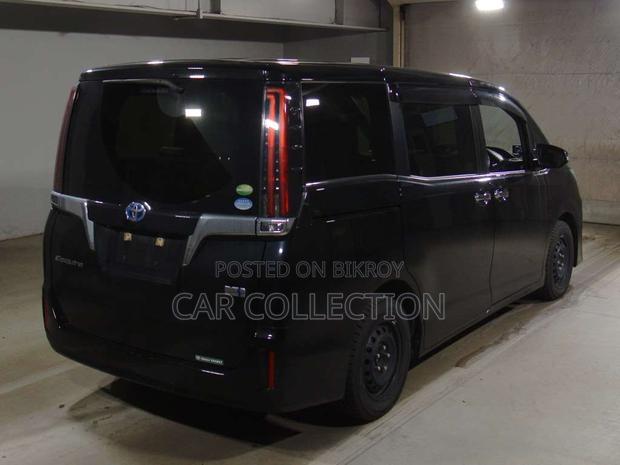 Toyota Esquire 2021 Black