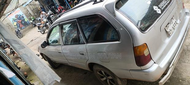 Toyota Corolla X 1.3 Automatic 2000 White