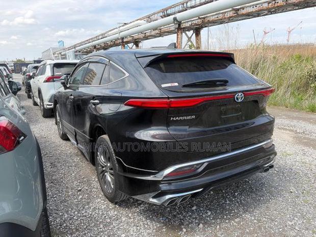 Toyota Harrier Hybrid Z Leather Package 2022 Black