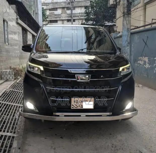 Toyota Noah 2016 Black
