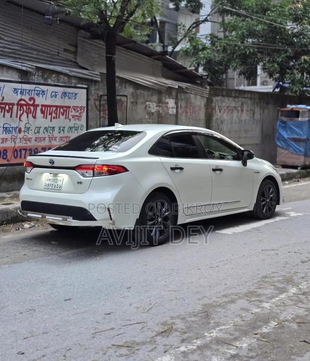 Toyota Corolla 2020 Pearl