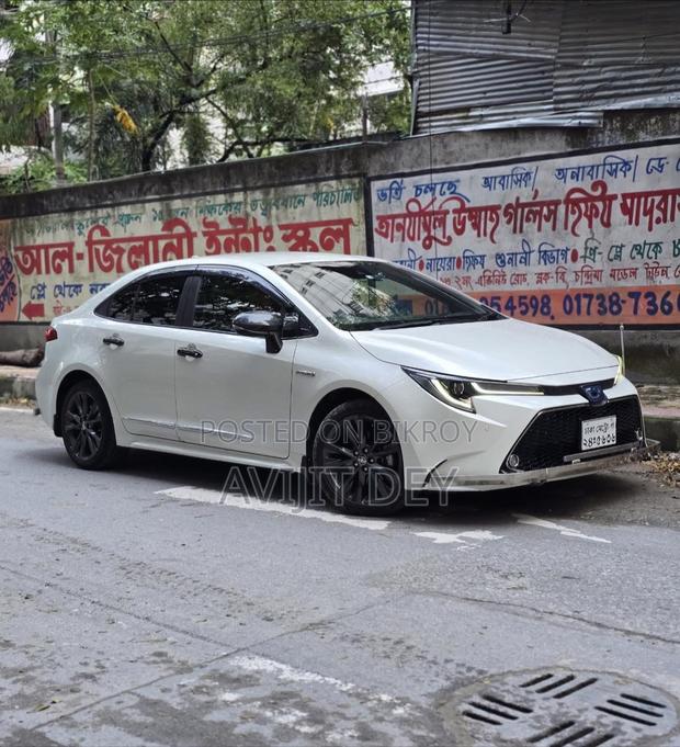 Toyota Corolla 2020 Pearl