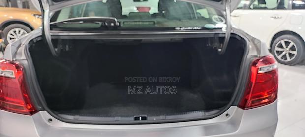 Toyota Axio 2022 Silver