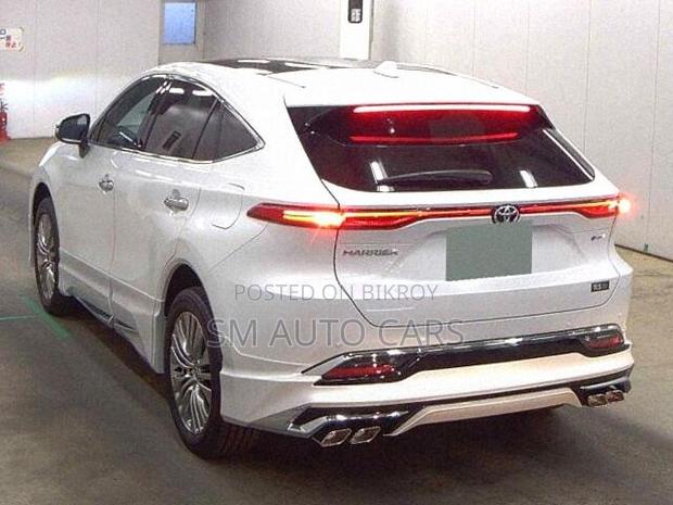 New Toyota Harrier Hybrid Z 2026 White