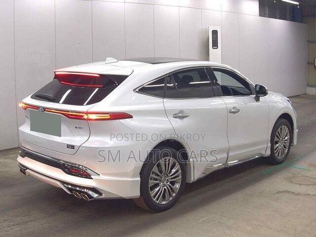 New Toyota Harrier Hybrid Z 2026 White