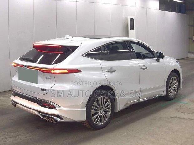 New Toyota Harrier Hybrid Z 2026 White