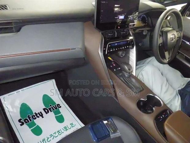 New Toyota Harrier Hybrid Z 2026 White