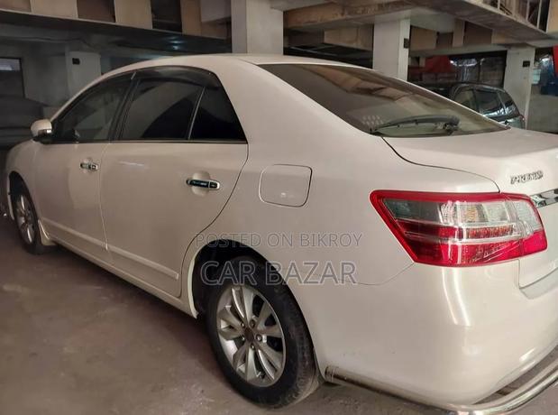 Toyota Premio 2014 White