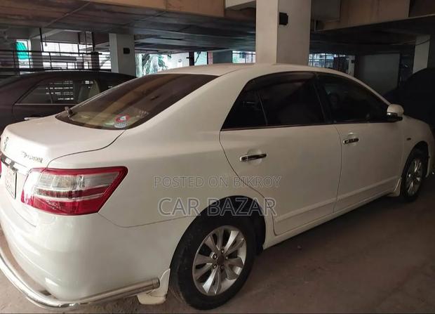 Toyota Premio 2014 White