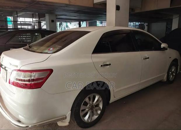 Toyota Premio 2014 White