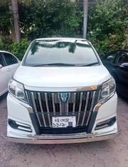 Toyota Noah 2017 Off White for sale