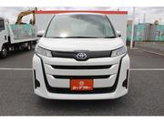 Toyota Noah 2022 White for sale