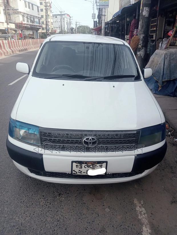 Toyota Probox 2005 White