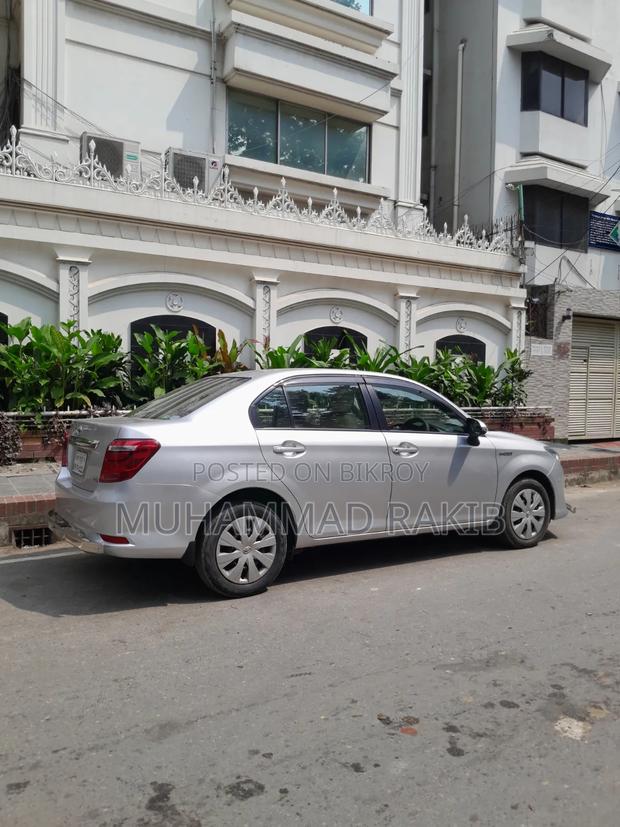 Toyota Axio 2016 Silver