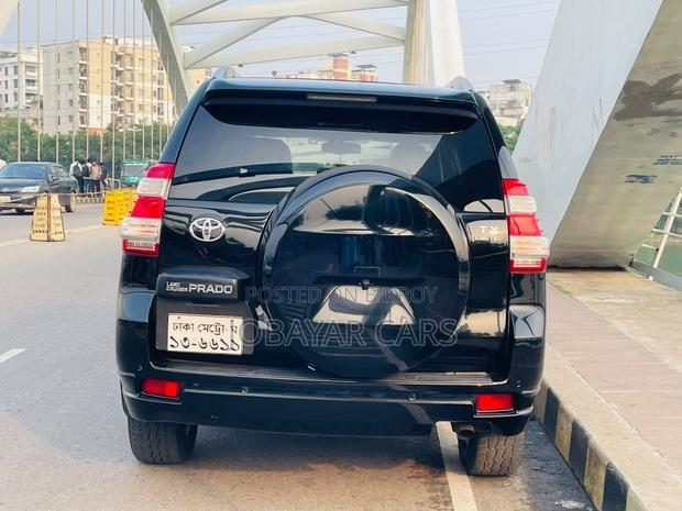 New Toyota Land Cruiser Prado 2011 Black