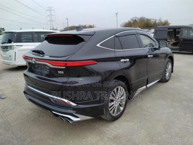 Toyota Harrier 2.5 Hybrid 4WD 2021 Black