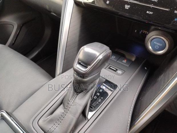 Toyota Harrier 2.5 Hybrid 4WD 2021 Black