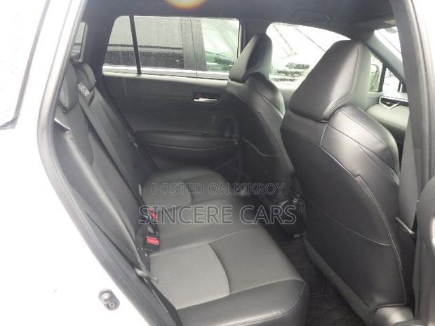 Toyota Corolla Cross 2021 Pearl
