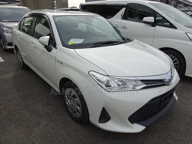 Toyota Axio 2021 Pearl